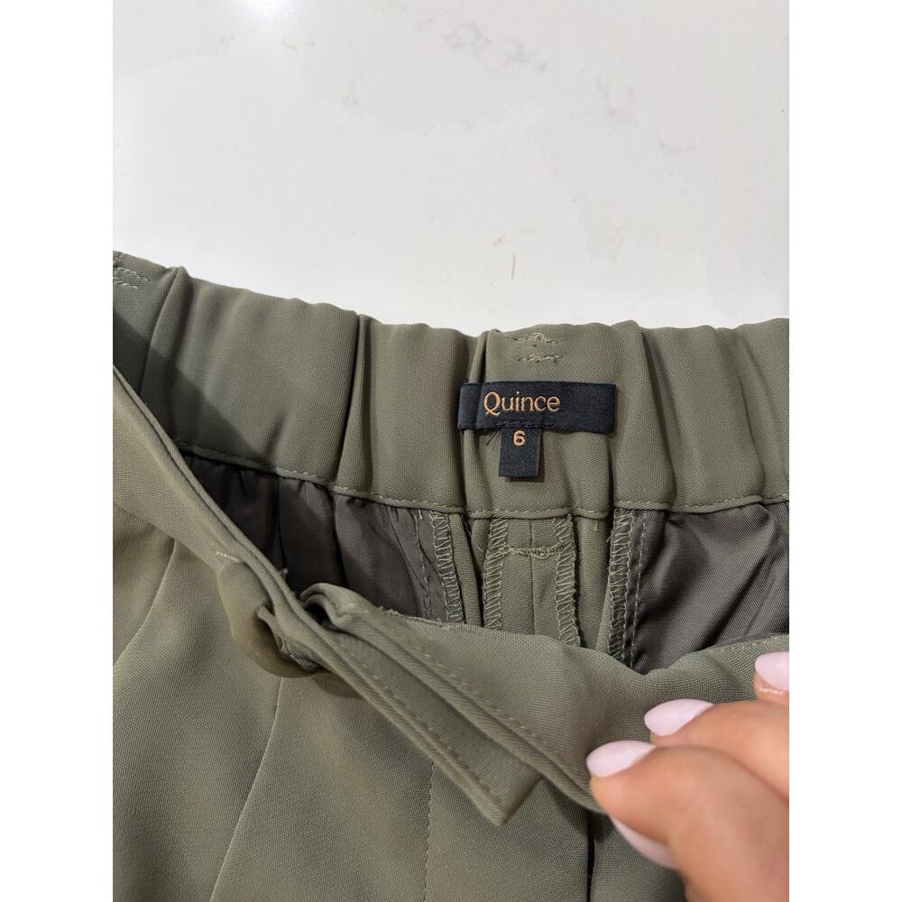 Quince Stretch Crepe Pleated Olive Green Shorts Size 6 Classic Summer Beach - Picture 3 of 6